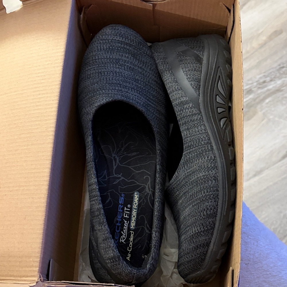 Skechers Black Slip-On Relaxed Fit Memory Foam Sneakers